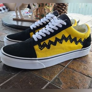 Vans x Peanuts Charley Brown